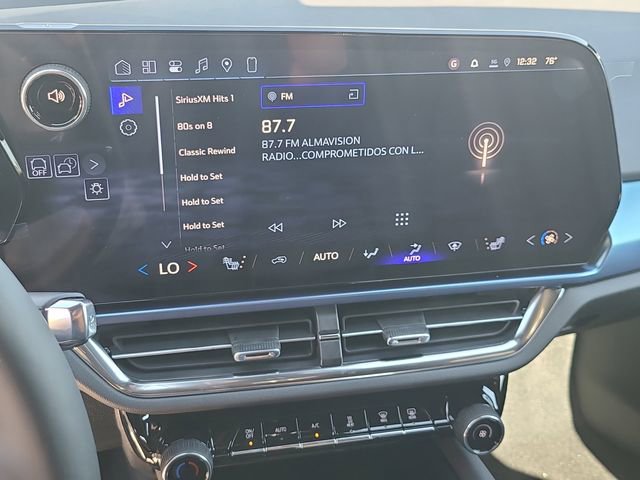 New 2026 Chevrolet Equinox EV LT image 25