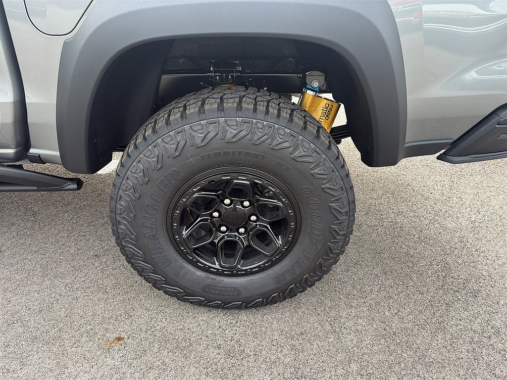 New 2026 Chevrolet Colorado ZR2 w/ ZR2 Bison Edition AWD/4WD image 11