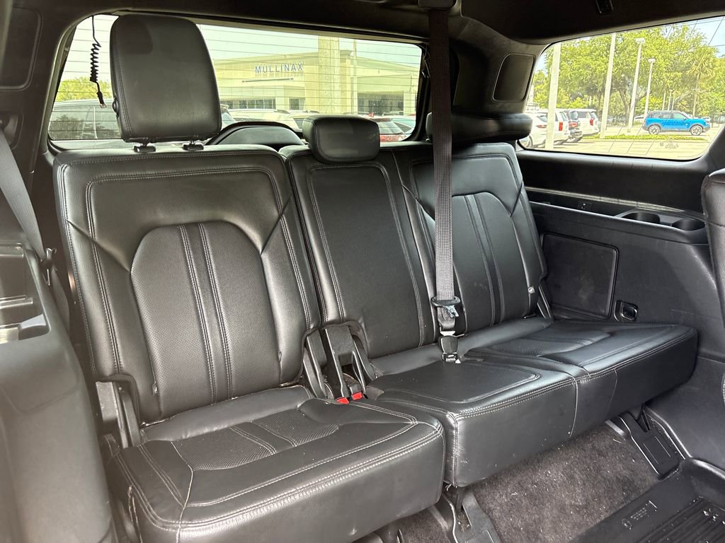 Used 2018 Ford Expedition Limited w/ Equipment Group 302A RWD image 31