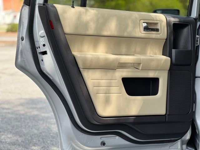 Used 2019 Ford Flex SE image 14