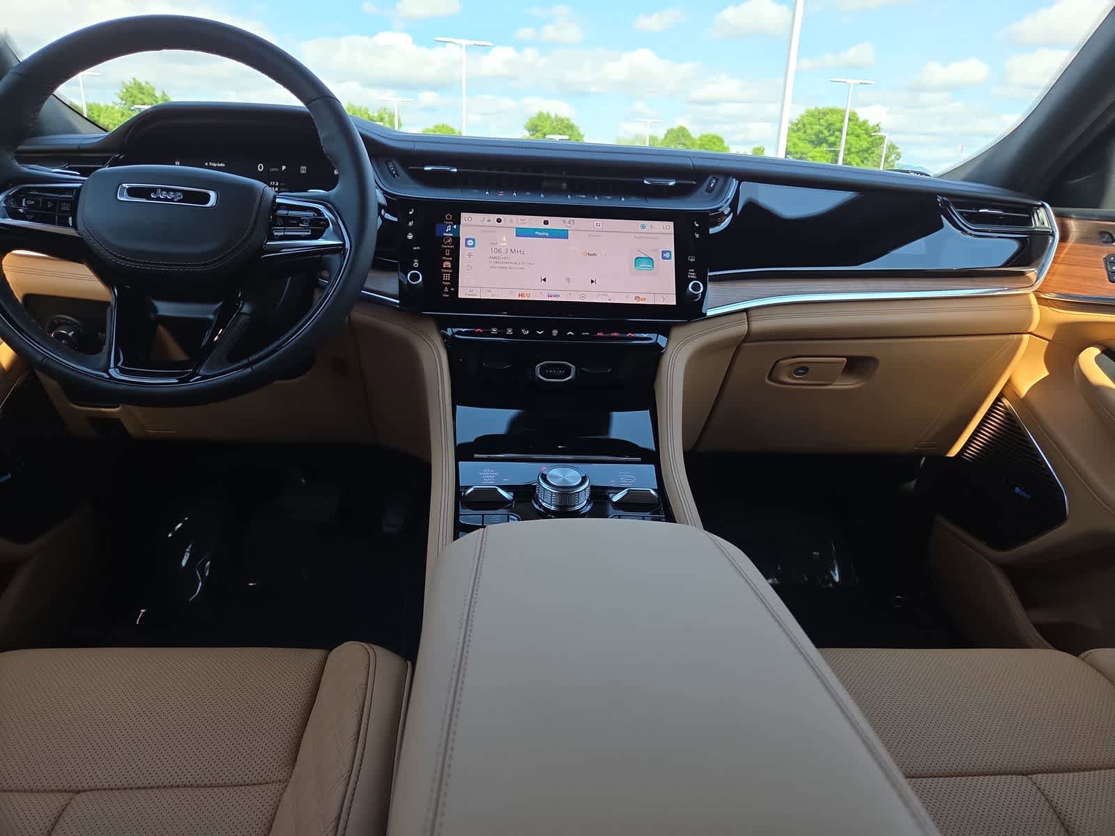 New 2026 Jeep Grand Cherokee Summit AWD/4WD image 18