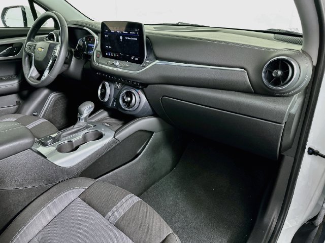 Used 2023 Chevrolet Blazer LT w/ Convenience Package FWD image 27