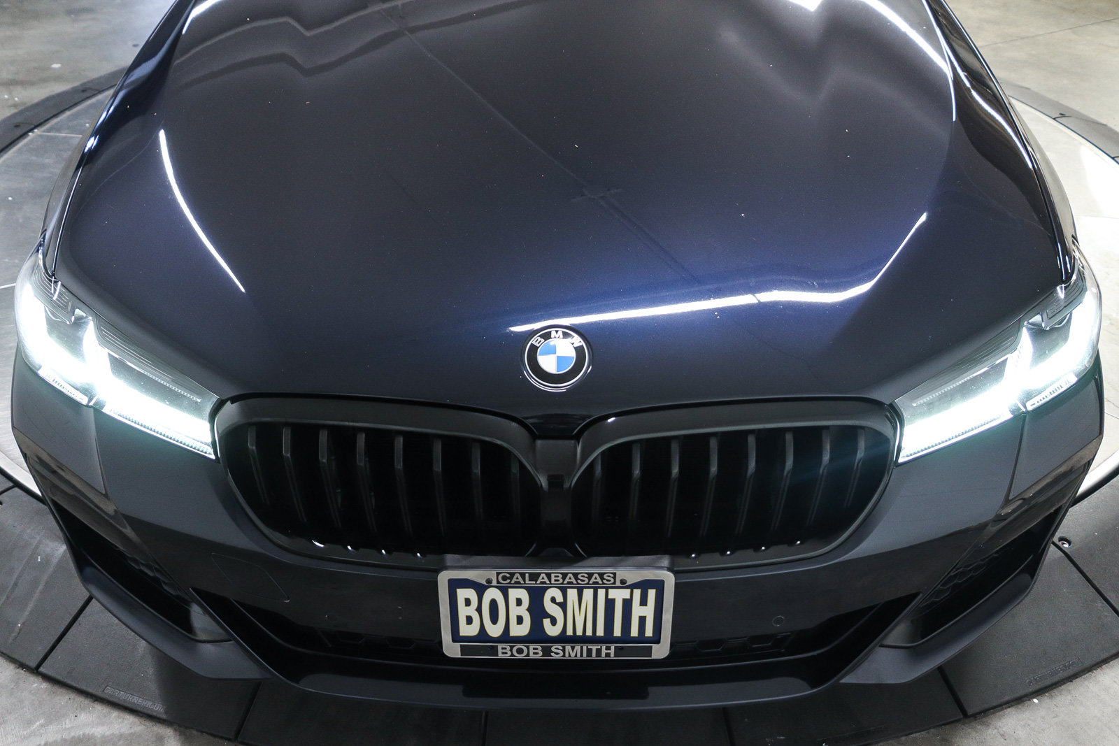 Certified 2023 BMW 530i w/ M Sport Package RWD image 10
