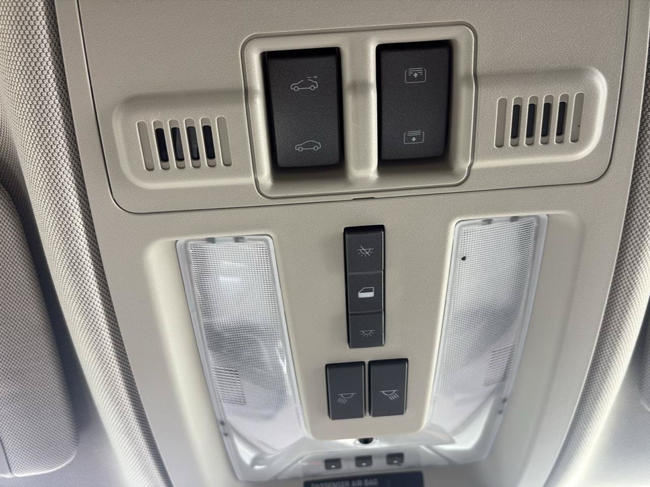 Used 2011 Cadillac SRX Performance FWD image 15