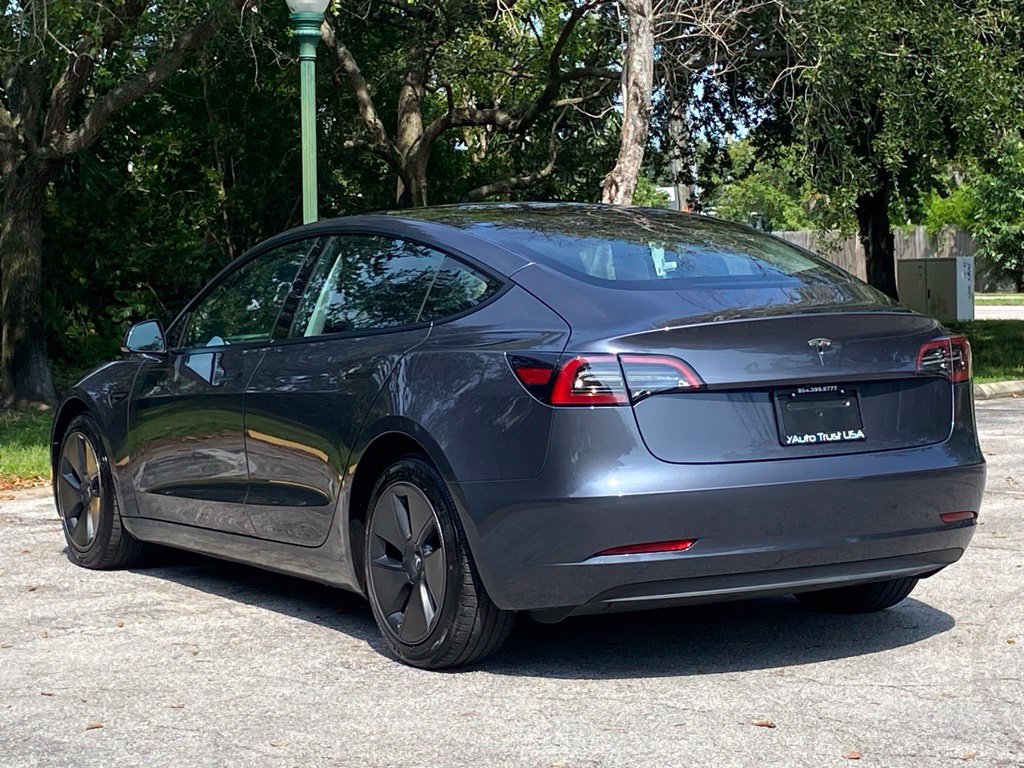 Used 2023 Tesla Model 3 Standard Range RWD image 10