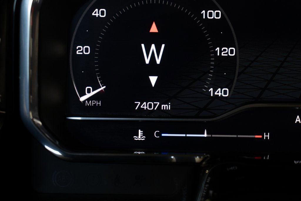 Used 2025 GMC Sierra 1500 Elevation image 29