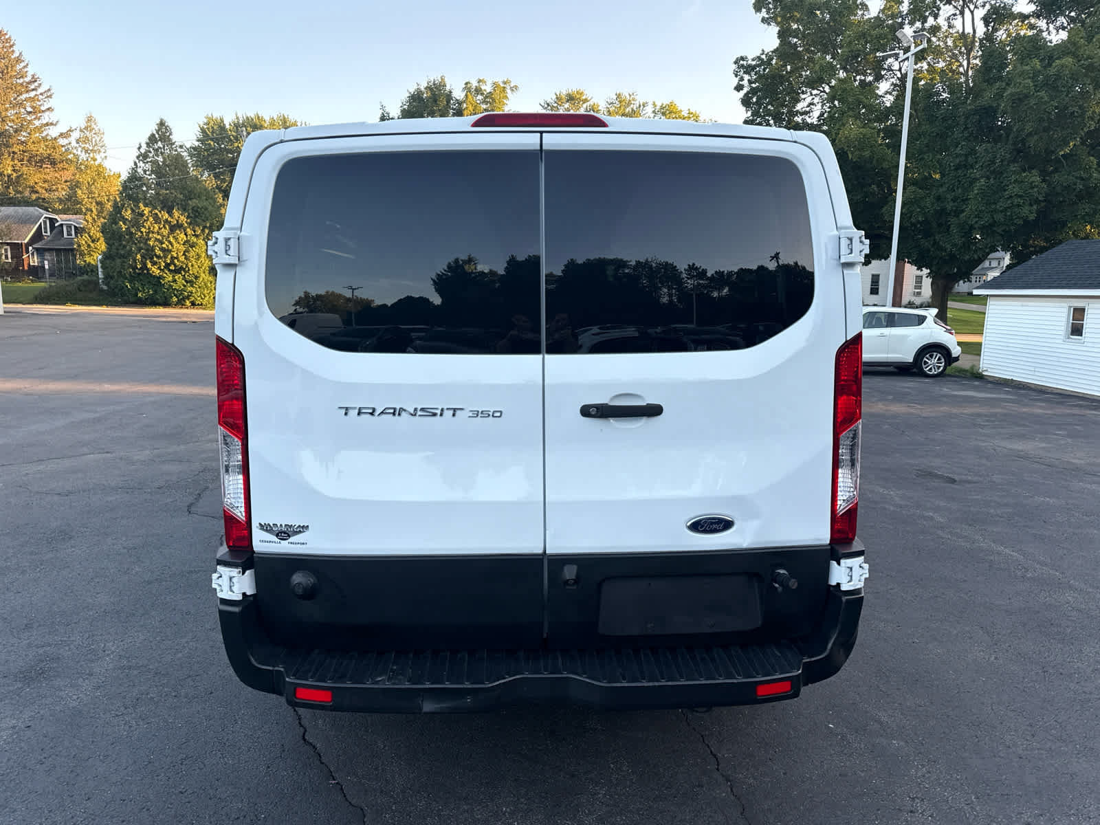 Used 2019 Ford Transit 350 XL RWD image 4