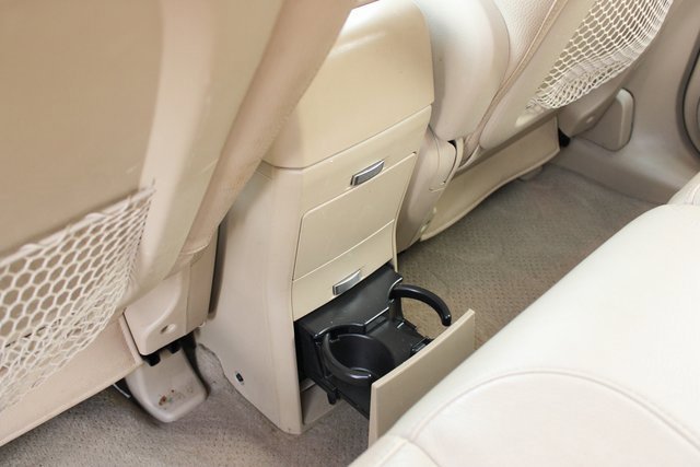 Used 2008 Saturn Vue XR w/ Premium Trim Package image 32