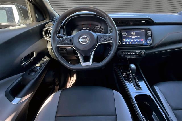 Used 2024 Nissan Kicks SR w/ SR Premium Package FWD image 8