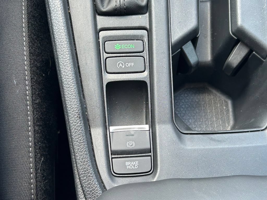 Used 2025 Honda Accord SE image 26