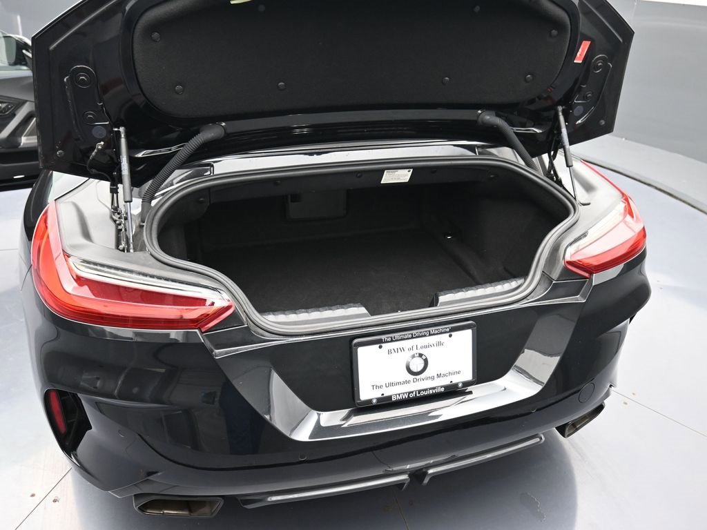 Used 2023 BMW Z4 M40i w/ Premium Package image 15