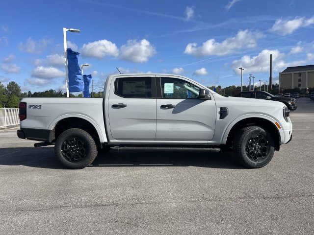 New 2026 Ford Ranger XLT w/ Equipment Group 301A High AWD/4WD image 3