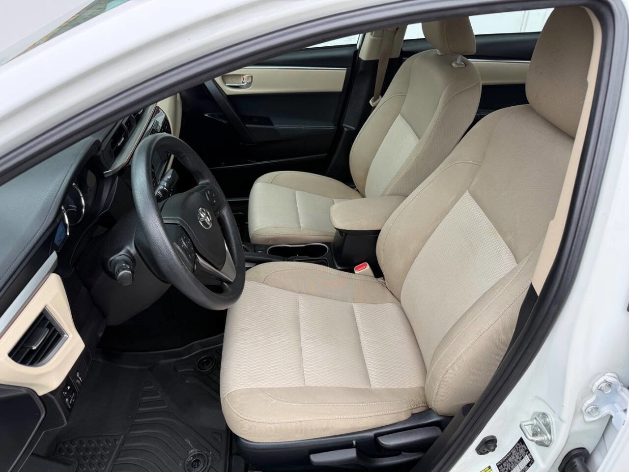 Used 2016 Toyota Corolla LE FWD image 37