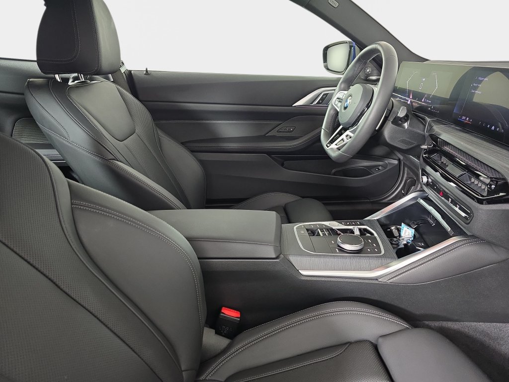 Certified 2026 BMW 430i xDrive Coupe w/ M Sport Package AWD/4WD image 9