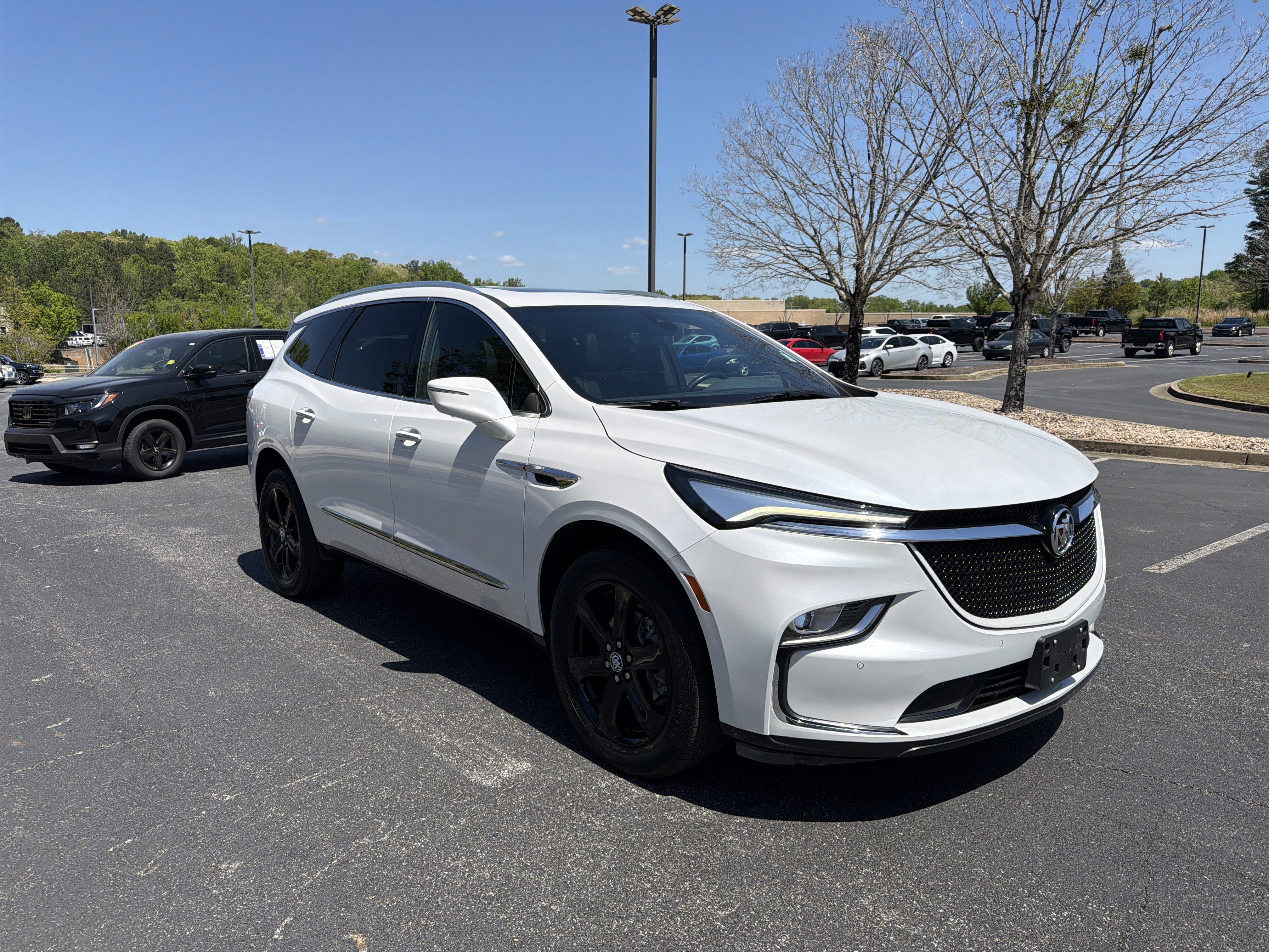 Used 2023 Buick Enclave Essence w/ Experience Buick Package AWD/4WD image 3