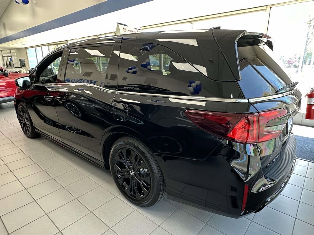 New 2026 Honda Odyssey Sport-L image 4