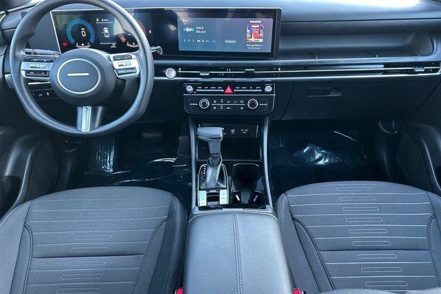 Certified 2026 Hyundai Santa Cruz SE image 14