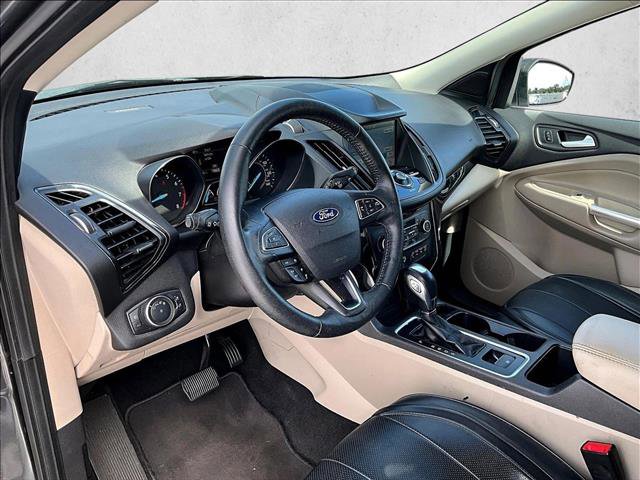 Used 2019 Ford Escape Titanium FWD image 14