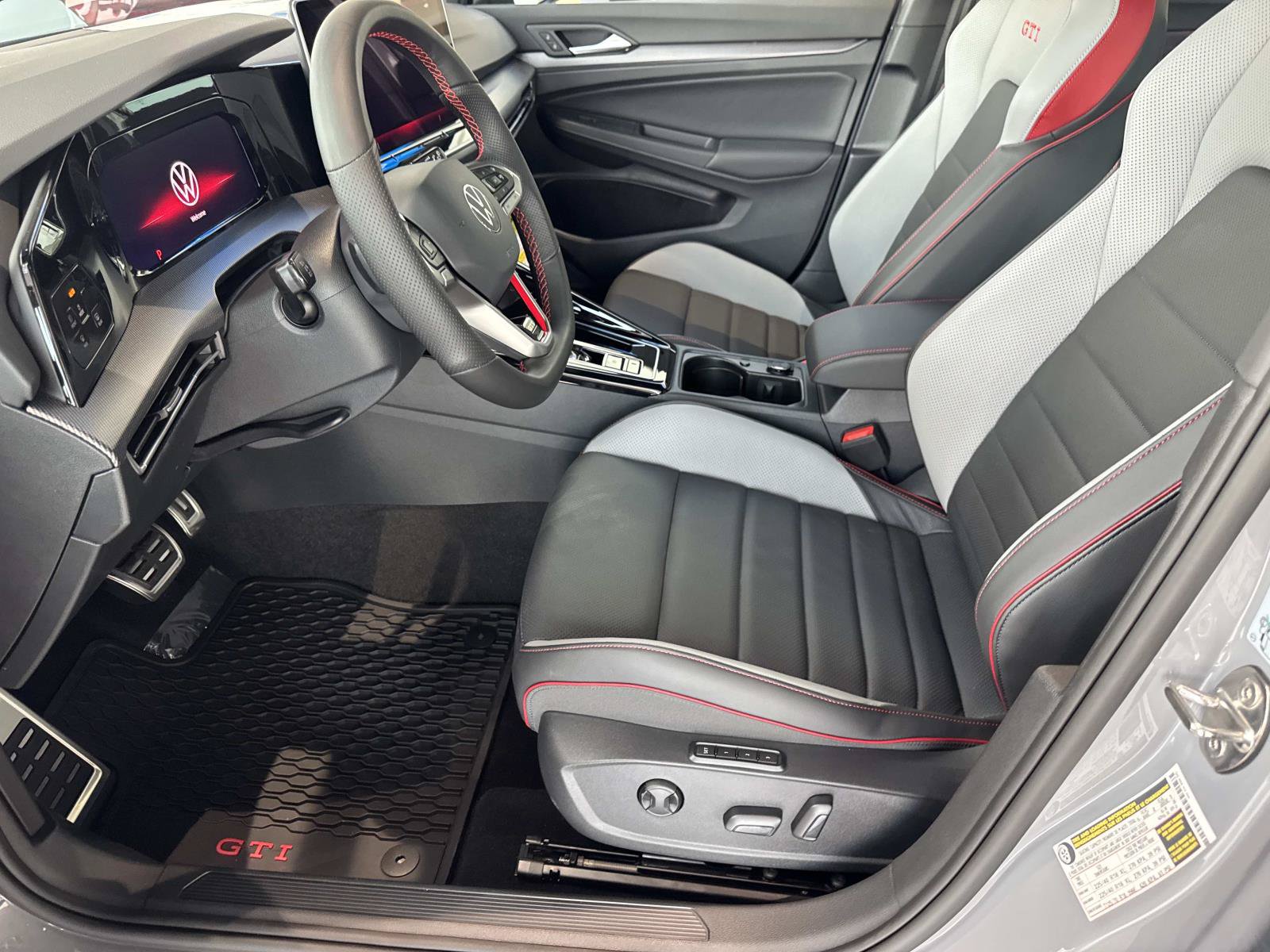 New 2026 Volkswagen GTI SE FWD image 14