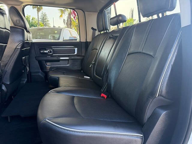 Used 2015 RAM 2500 Limited AWD/4WD image 56