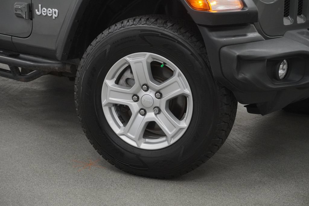 Used 2019 Jeep Wrangler Sport w/ Quick Order Package 24S AWD/4WD image 5