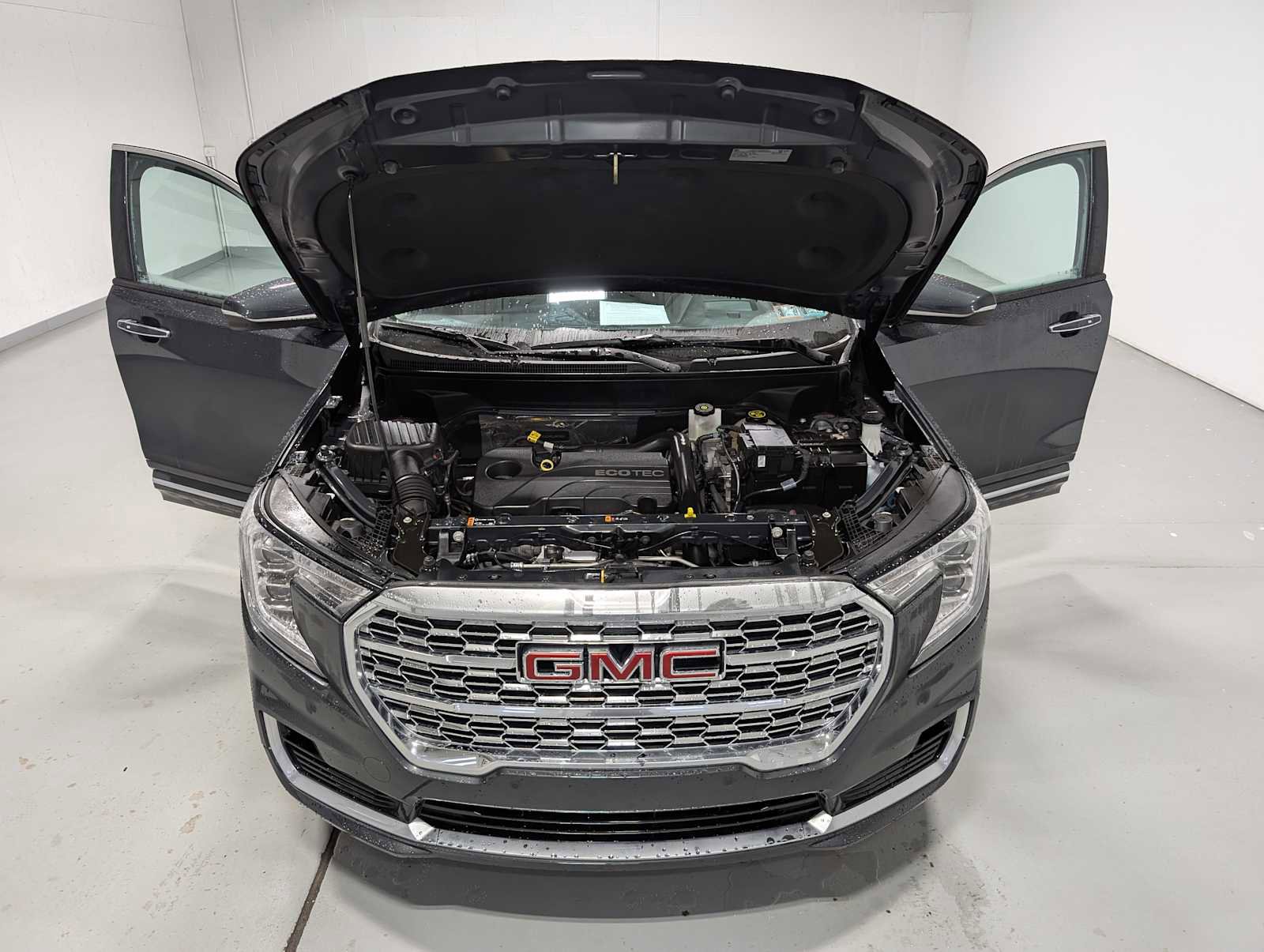 Certified 2022 GMC Terrain Denali image 13