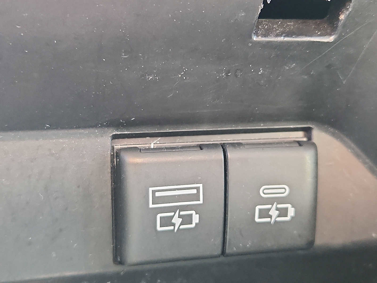 Used 2021 Toyota Camry SE image 23