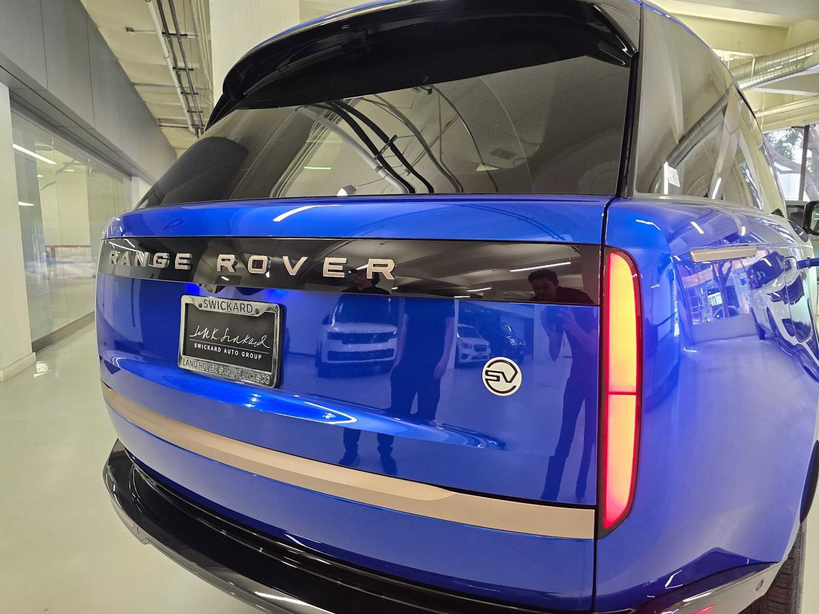 New 2025 Land Rover Range Rover SV image 15