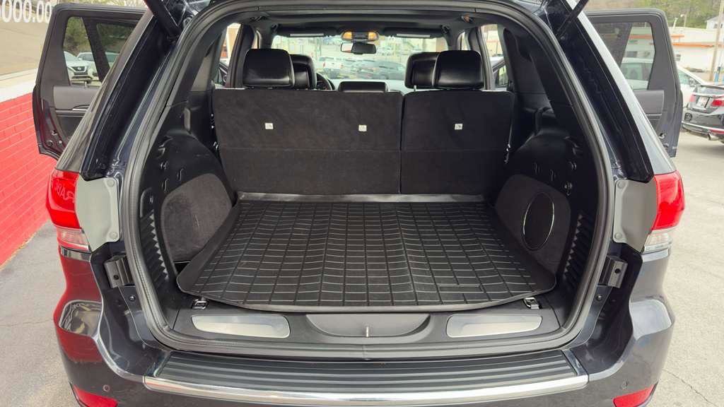 Used 2014 Jeep Grand Cherokee Limited w/ Trailer Tow Group IV AWD/4WD image 21