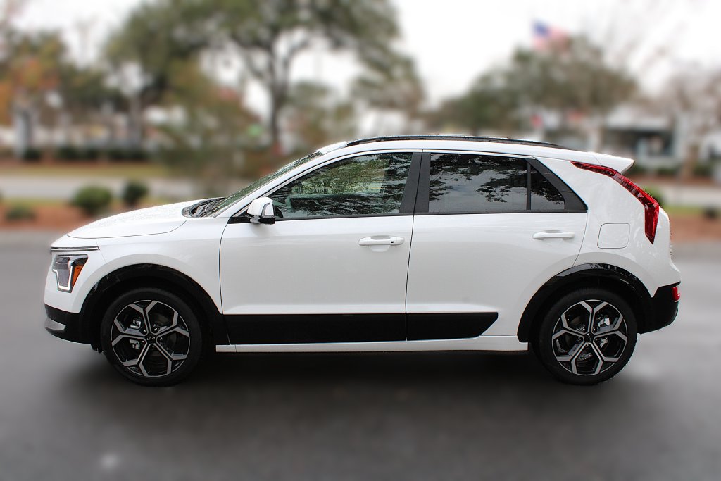 New 2026 Kia Niro EX FWD image 12