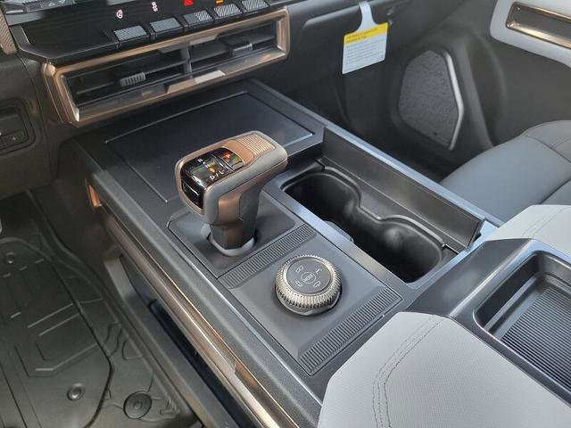 New 2025 GMC Hummer EV 2X w/ LPO, Illumination Package image 17