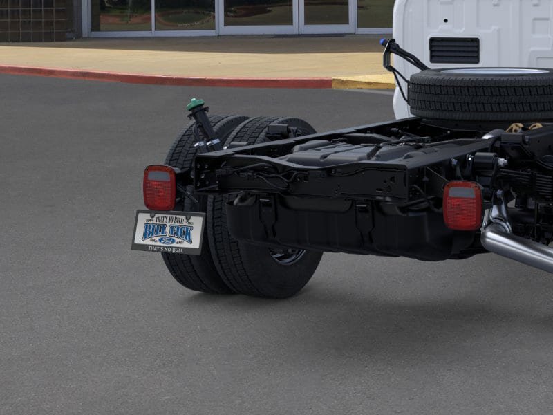 New 2026 Ford F550 4x4 Crew Cab image 21