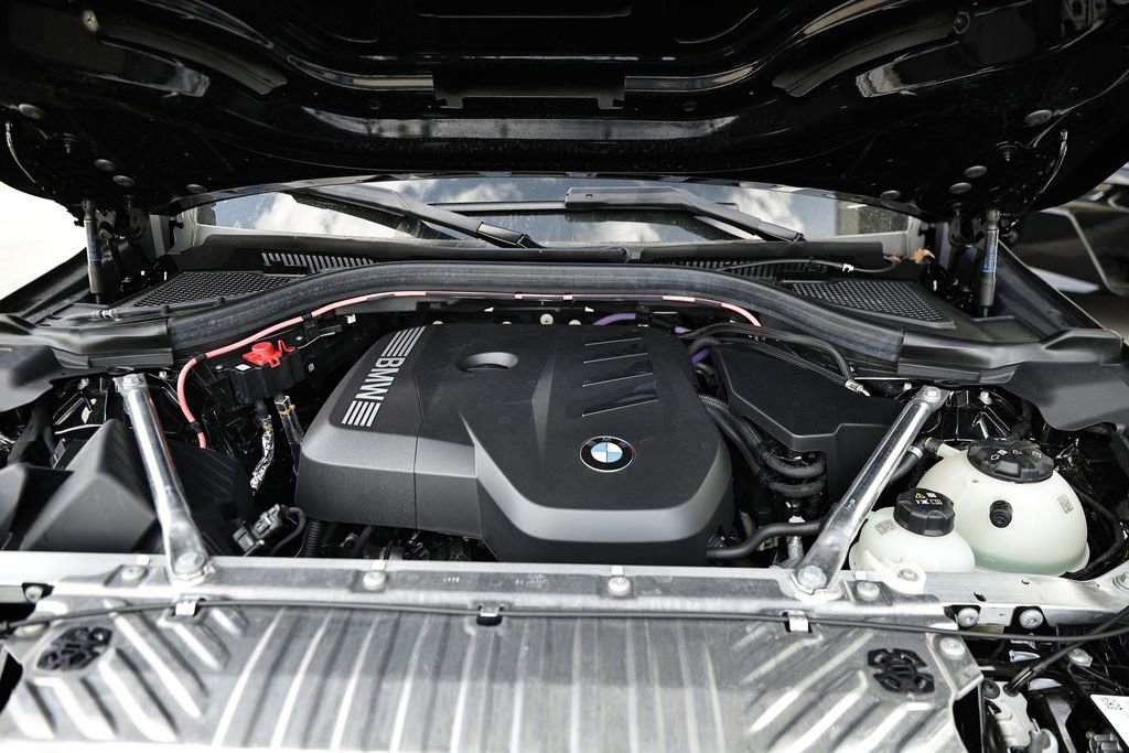 Certified 2025 BMW X3 xDrive30i w/ Premium Package image 39
