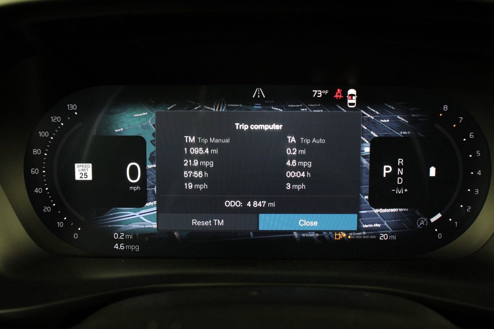 Used 2026 Volvo XC40 B5 Ultra w/ Climate Package image 12