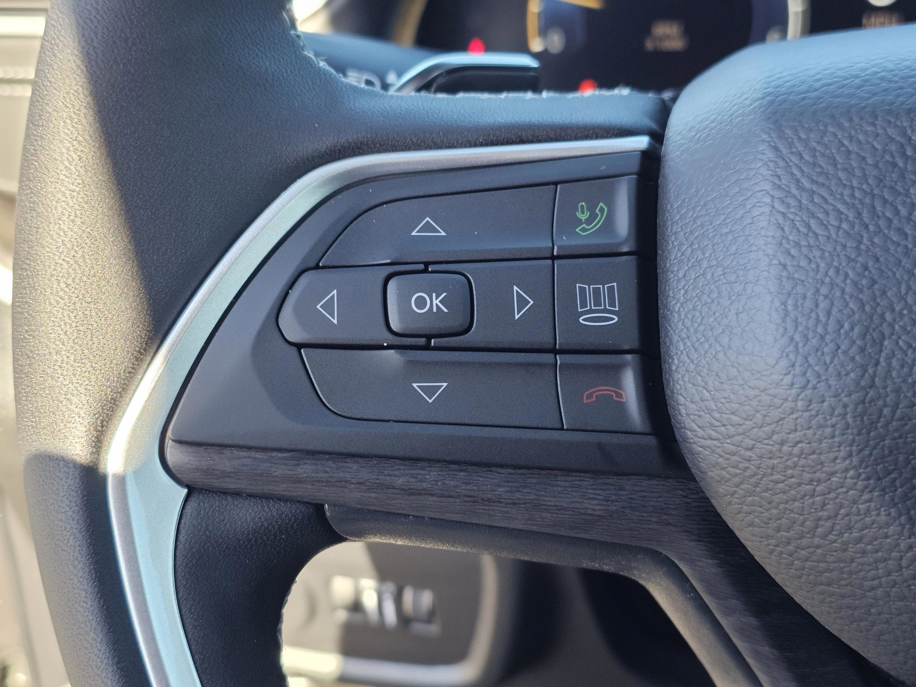 New 2025 Jeep Grand Cherokee L Limited image 22