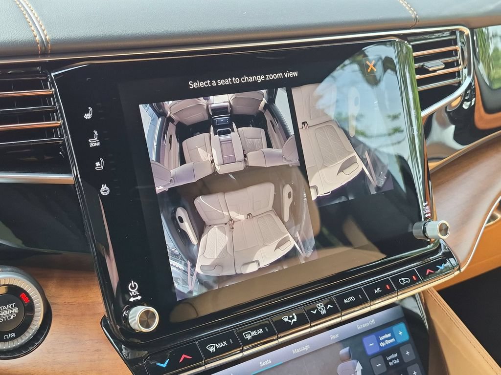 New 2026 Jeep Grand Wagoneer L Summit AWD/4WD image 32