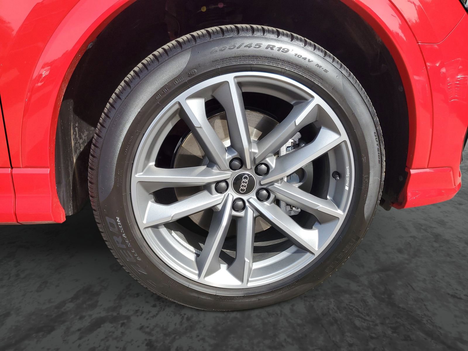 Used 2025 Audi Q3 2.0T Premium w/ Convenience Package image 6