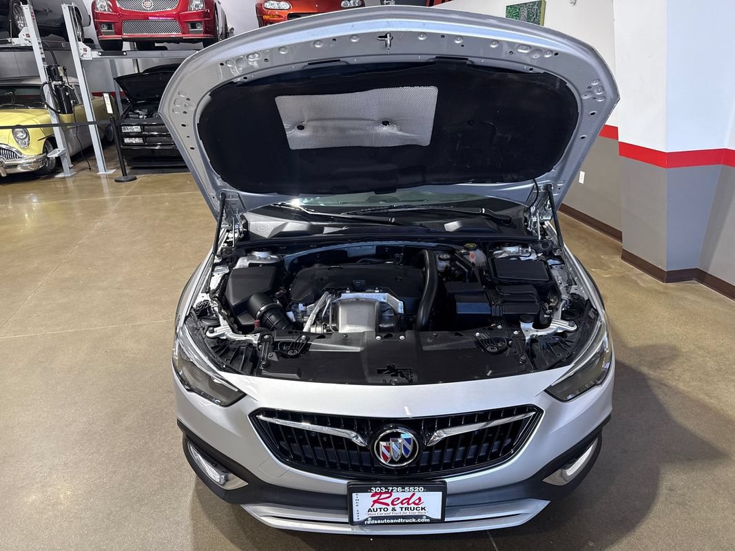 Used 2018 Buick Regal Essence w/ Sights and Sounds Package AWD/4WD image 61