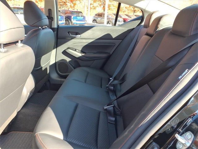 New 2025 Nissan Altima 2.5 SR image 8