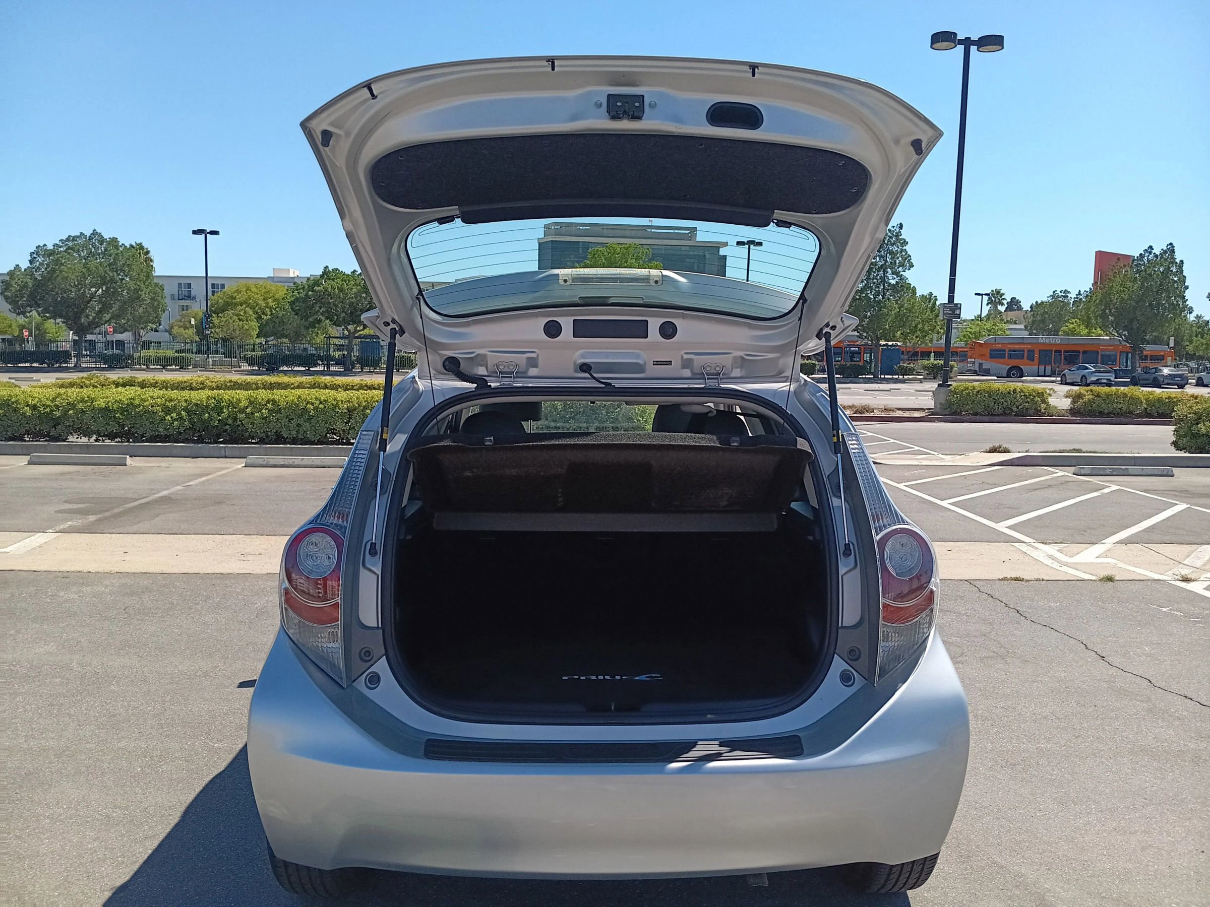 Used 2012 Toyota Prius C Four image 9