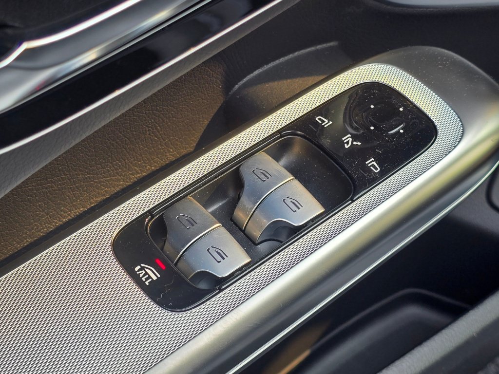 New 2027 Mercedes-Benz CLE 300 4MATIC Cabriolet image 36
