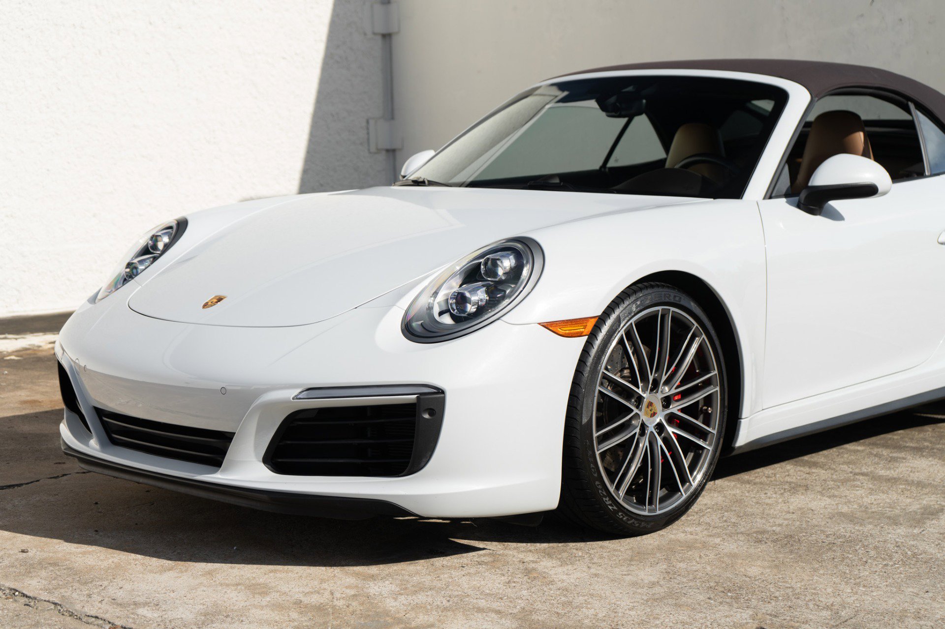 Used 2018 Porsche 911 Carrera 4S image 19