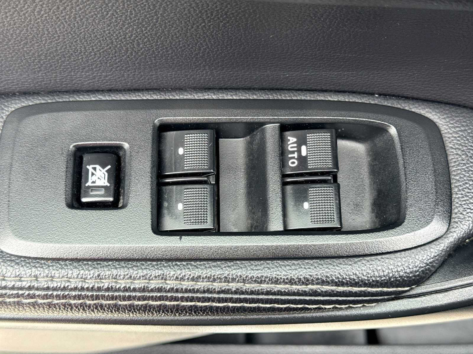 Used 2023 Ford Ranger Lariat w/ Equipment Group 501A High AWD/4WD image 13