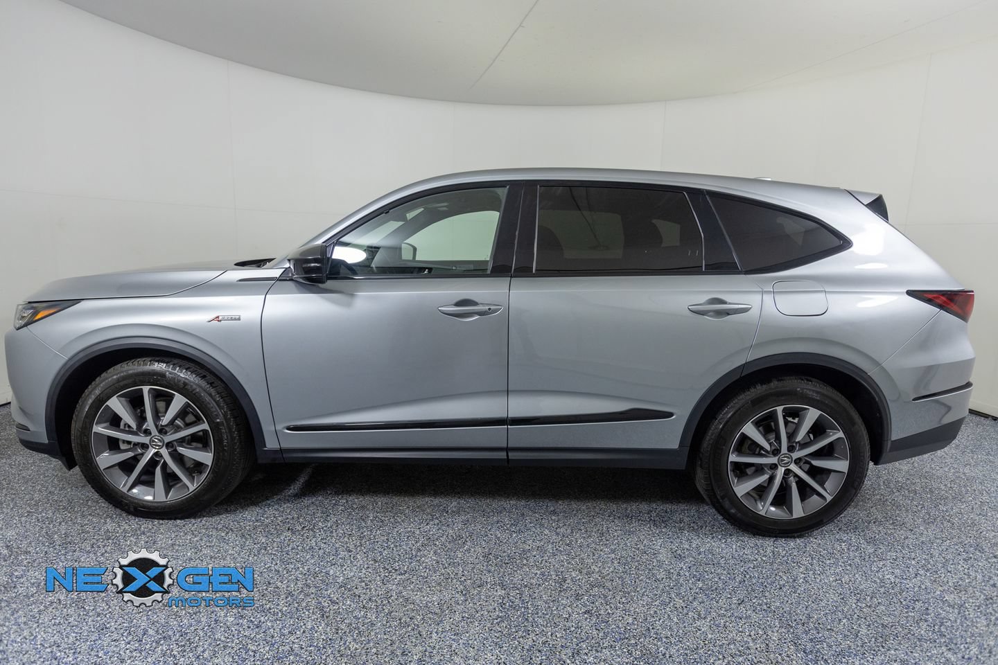 Used 2023 Acura MDX A-Spec AWD/4WD image 4