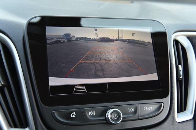 Used 2022 Chevrolet Malibu RS FWD image 11