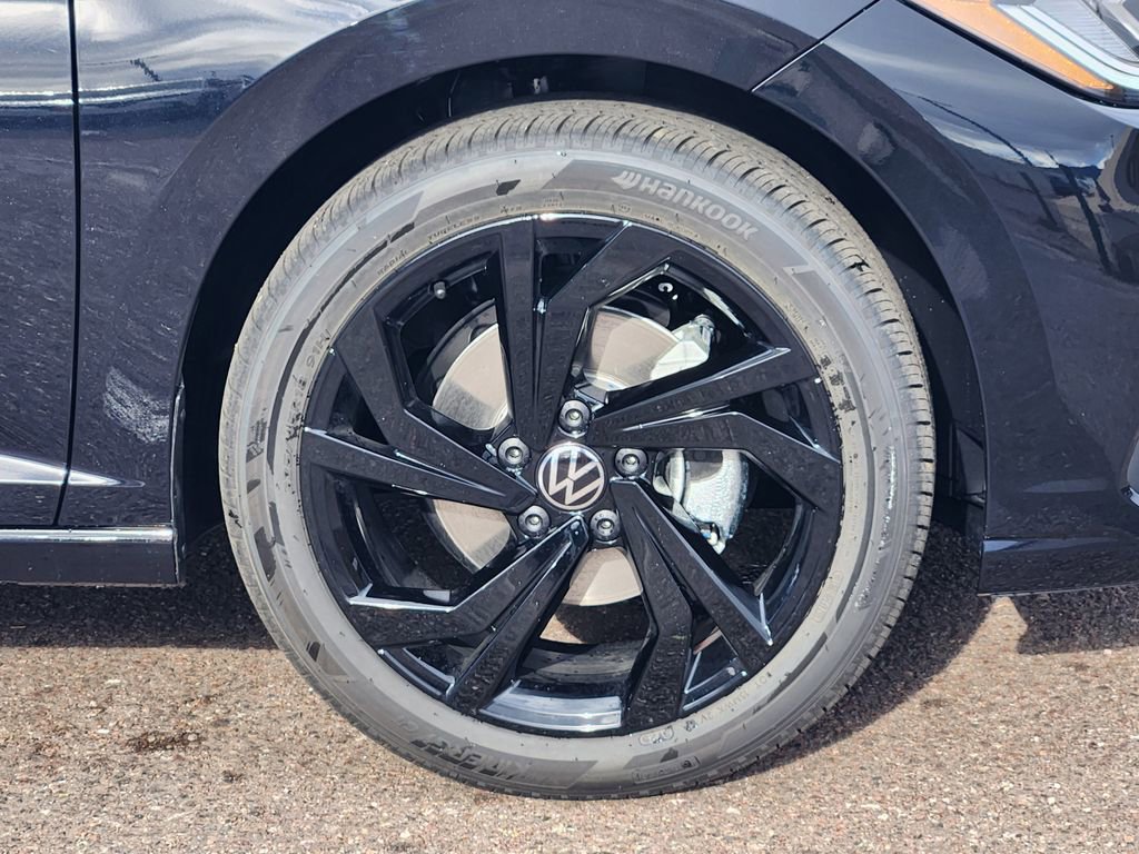 New 2026 Volkswagen Jetta SE FWD image 29