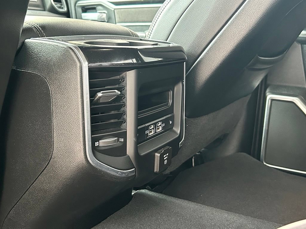 Used 2022 RAM 2500 Laramie AWD/4WD image 47