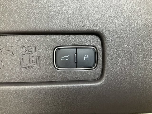 Used 2020 Lincoln Aviator Black Label w/ Class IV Trailer Tow Package AWD/4WD image 21