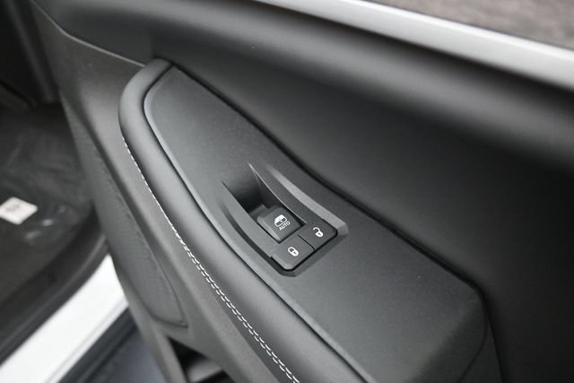 New 2026 Jeep Grand Cherokee L Limited w/ Limited Altitude Package AWD/4WD image 37