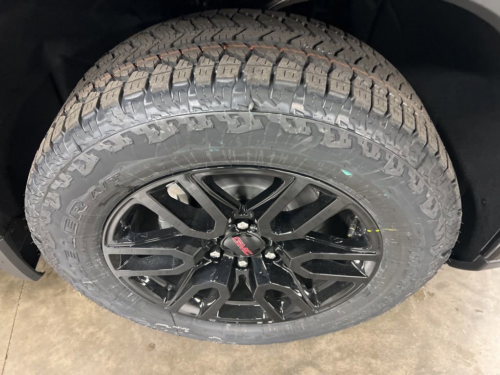 New 2026 GMC Sierra 1500 Elevation w/ Elevation Premium Package image 18